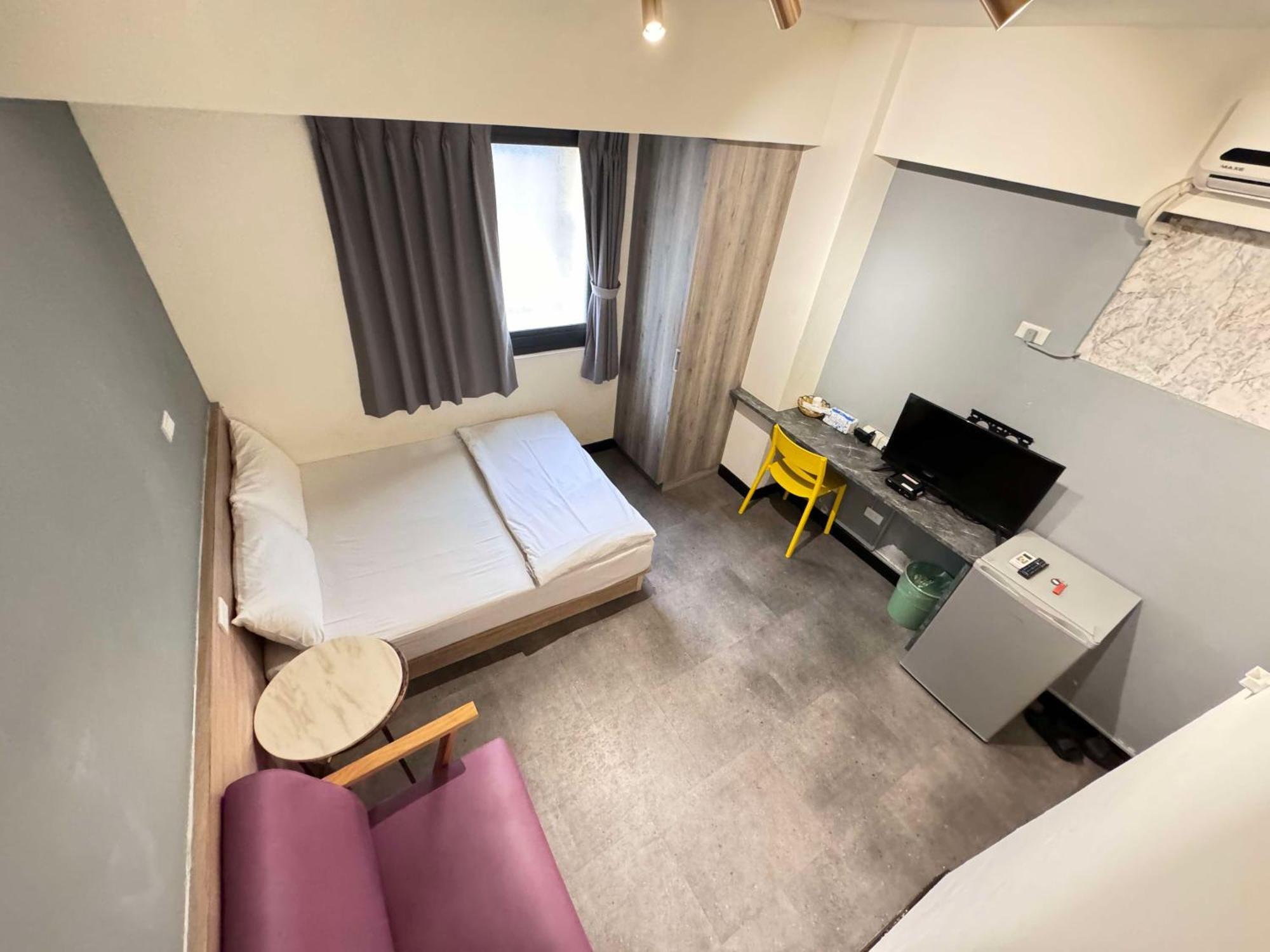 Fengjia Gift Box Homestay Taichung Exterior foto