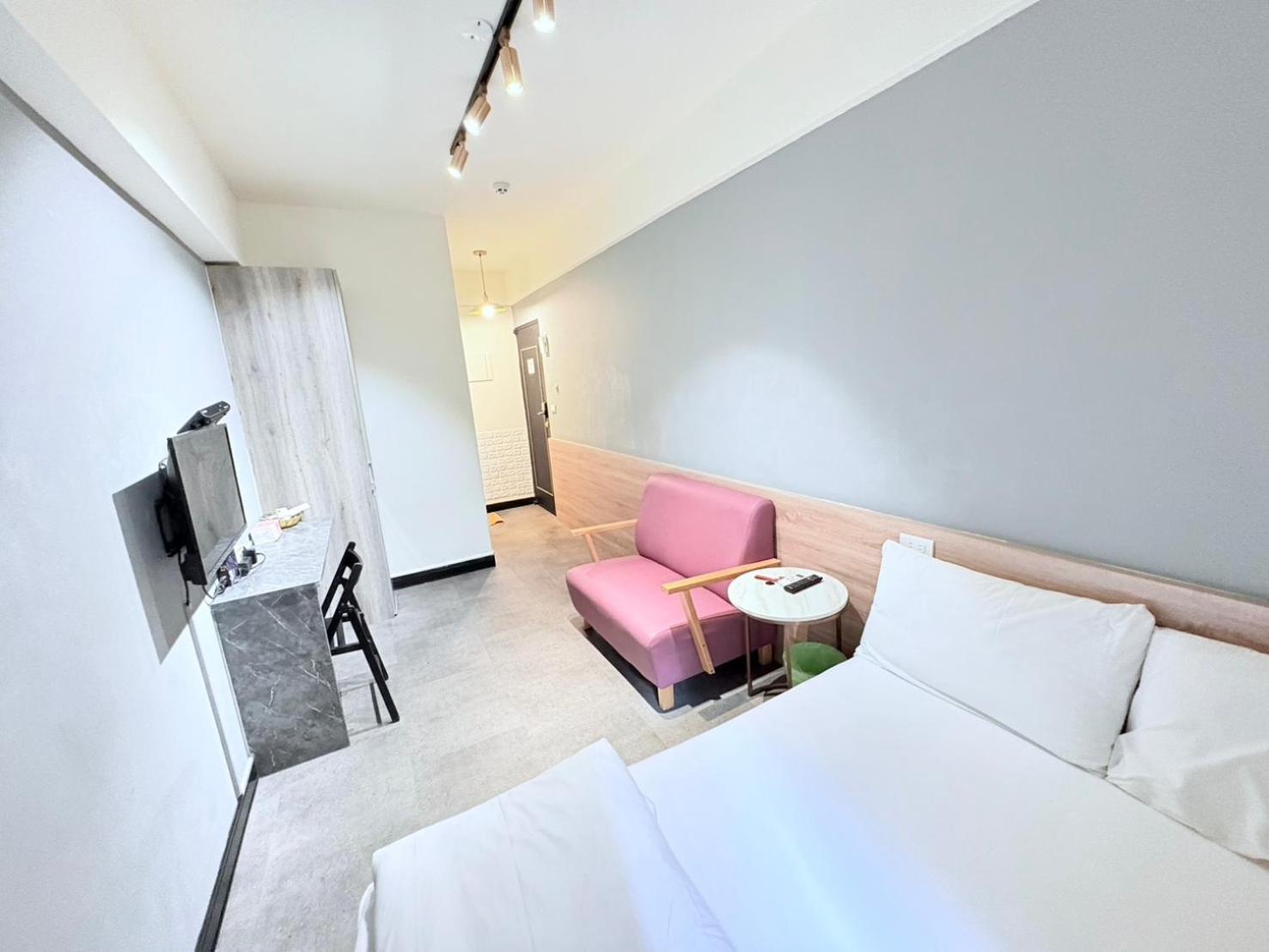 Fengjia Gift Box Homestay Taichung Exterior foto